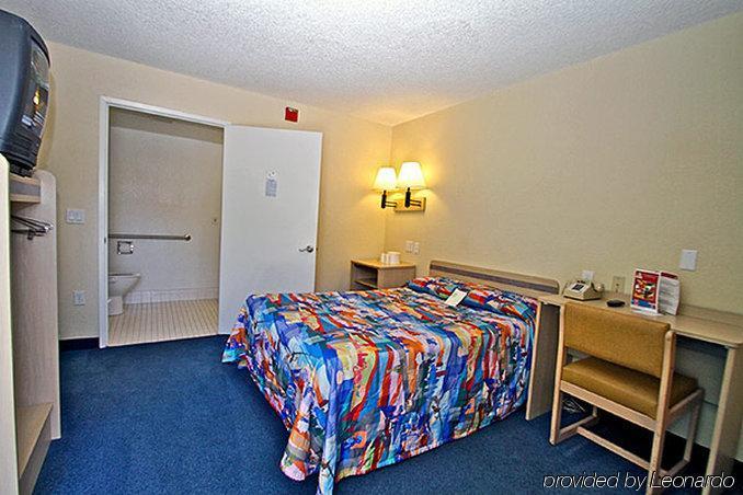 Motel 6-Bakersfield, Ca - Convention Center Екстер'єр фото