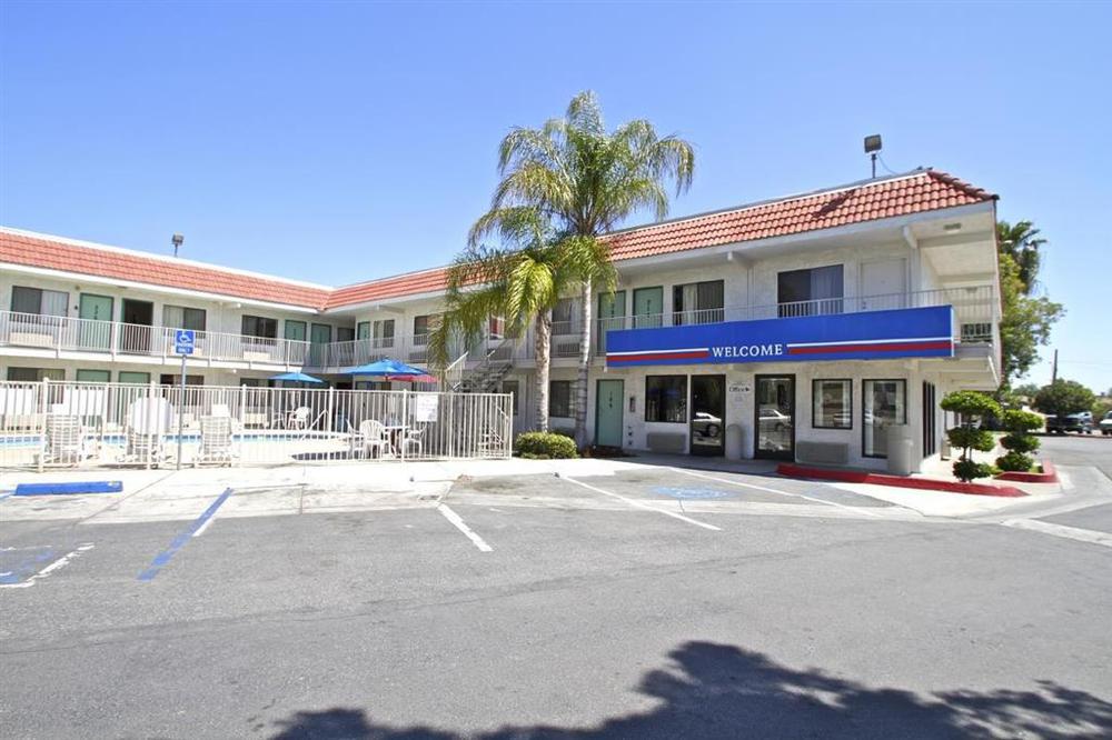 Motel 6-Bakersfield, Ca - Convention Center Зручності фото